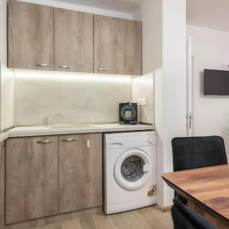 Peaceful Place - Vazov Street Apartment *