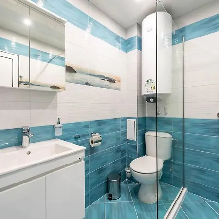 1br Place In The Center Of * Varna