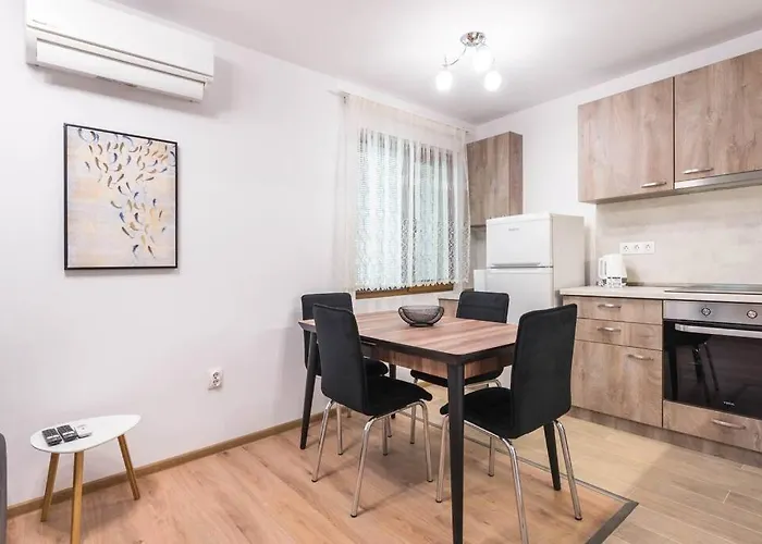 Apartment Peaceful Place - Vazov Street *